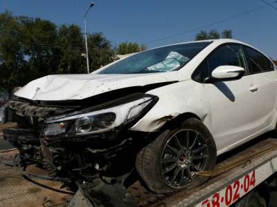 Покупка разбитого автомобиля эвакуатор